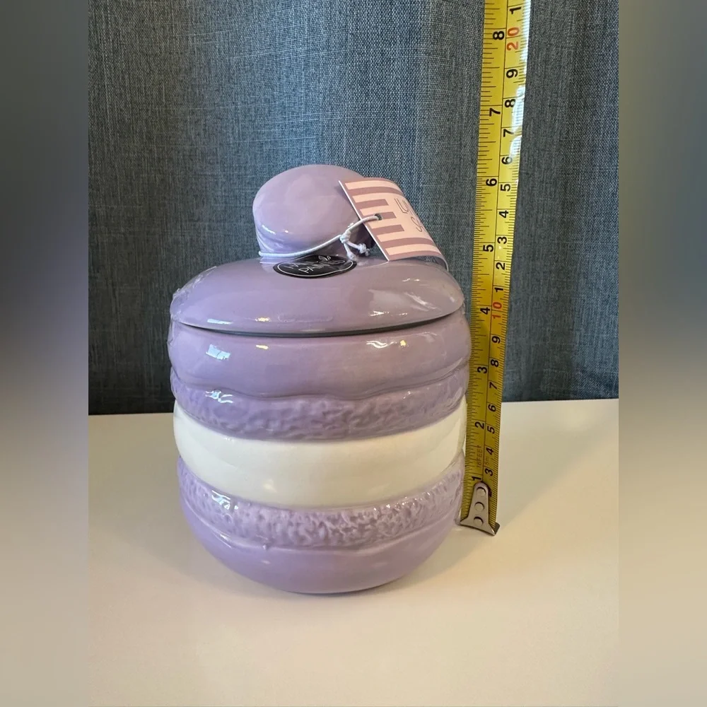 Luna‎ & Sage Pastel Purple Macaroon Ceramic Cookie / Sugar Jar Kitchen Canister